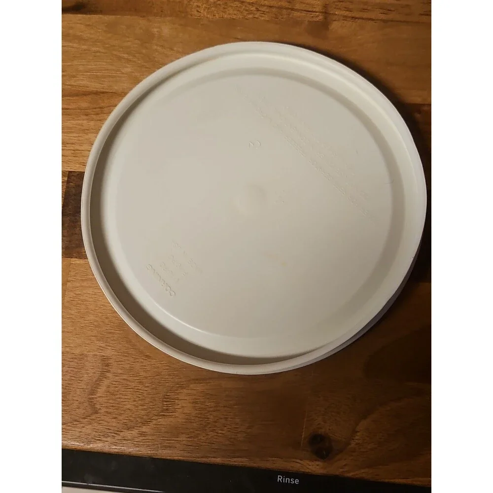 Set Of 2 Vintage Corning Ware French White F-16-B 16oz Casserole Dishes W/ Lids